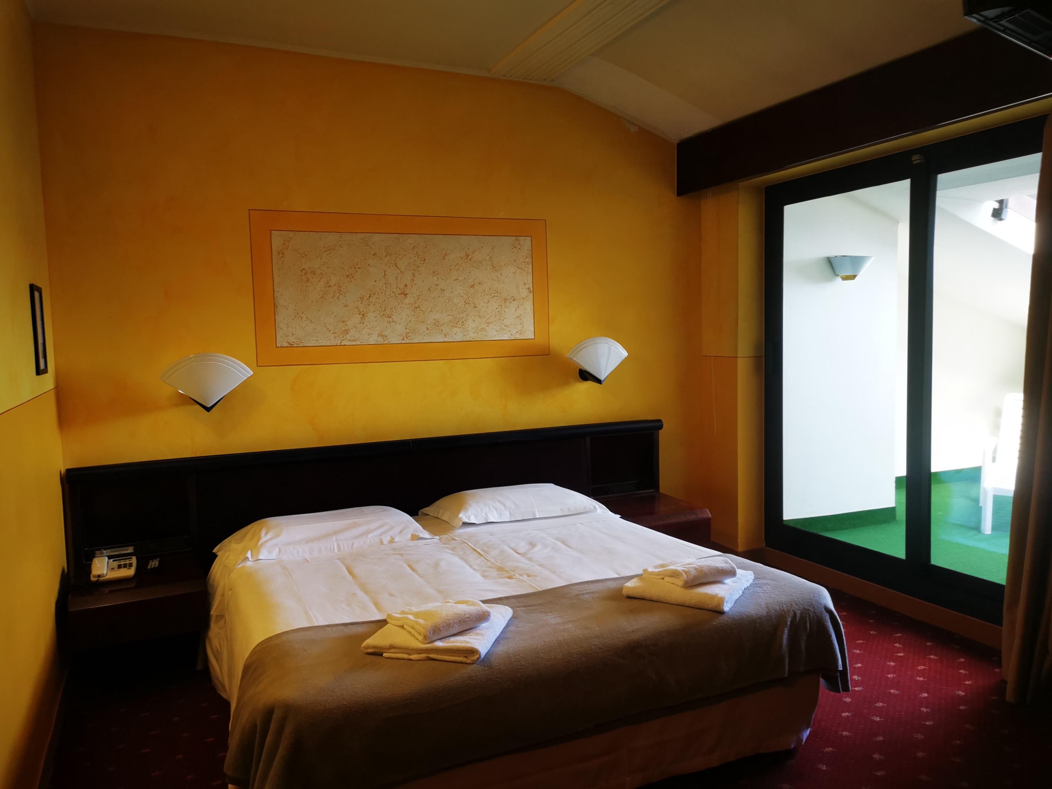 Hotel Concorde Арона Экстерьер фото