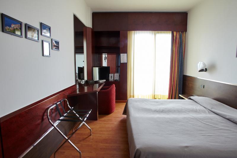 Hotel Concorde Арона Экстерьер фото