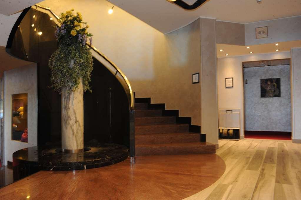 Hotel Concorde Арона Ресторан фото
